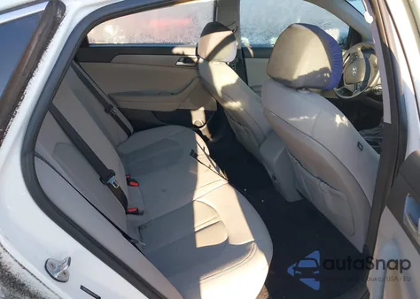 2016 Hyundai Sonata z USA, uszkodzony, nr VIN 5NPE24AF2GH395242